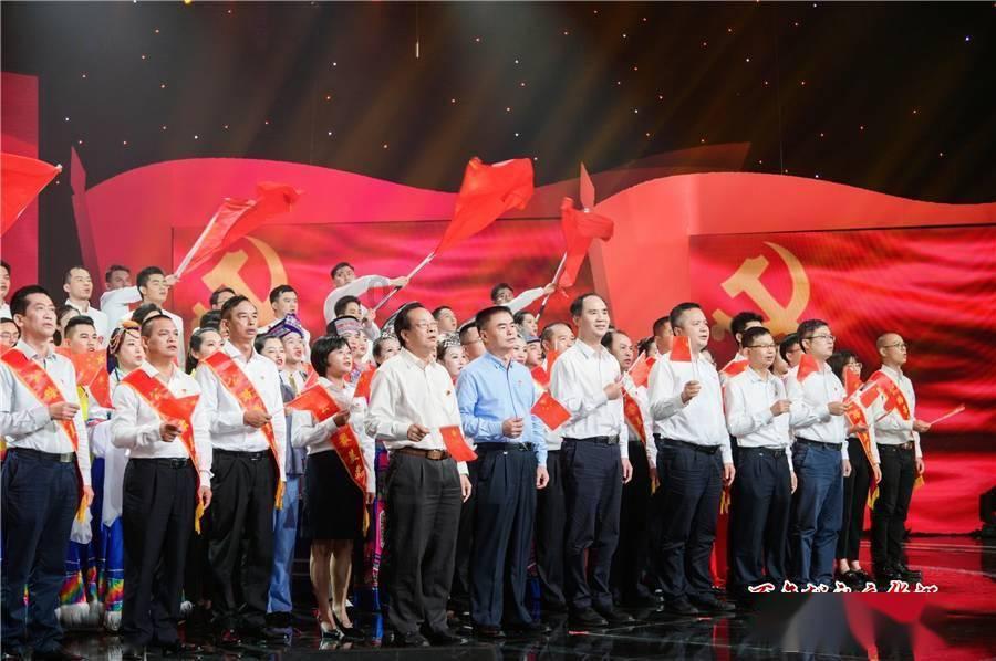 蛇吃金钥匙